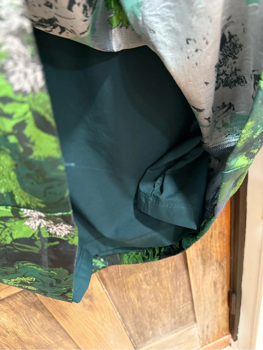 Green Floral Puff-Sleeve Tunic with Button Front